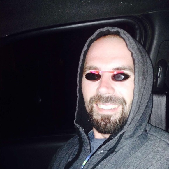 Meet your Posher, Bradley - Picture 1 of 1